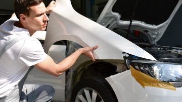 Ersatzteile für MG, BYD &amp; Co: Autohelden.com bietet feste Lieferzeiten