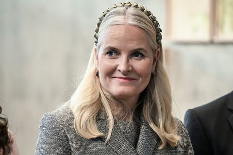 Norwegens Kronprinzessin Mette-Marit hat täglich Beschwerden