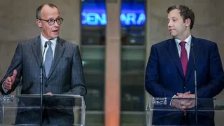 Spitzen von CDU/CSU und SPD für Koalitionsverhandlungen