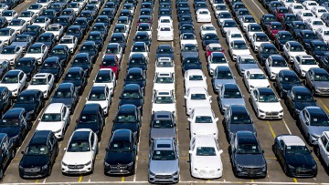 Schwacher Automarkt im Februar: Vertriebskanäle geben wenig Hoffnung