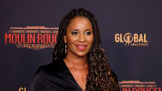 "Lindenstra&szlig;e"-Star arbeitet bald als Flugbegleiterin