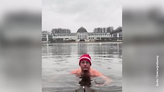 Badeverbot! Wigald Boning wird aus Bremer See gefischt