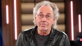 Kult-Moderator Hugo Egon Balder ist nach 62 Jahren rauchfrei
