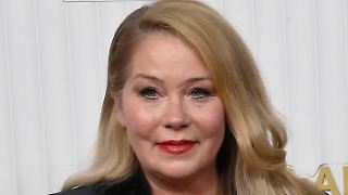 Christina Applegate schildert neue MS-Beschwerden