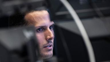 DAX fällt unter 23.000 Punkte