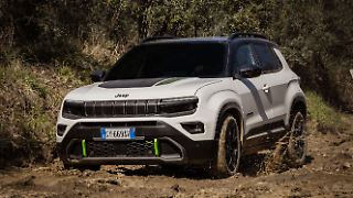 Jeep Avenger 4xe - kleinstes Allrad-SUV mit Automatik