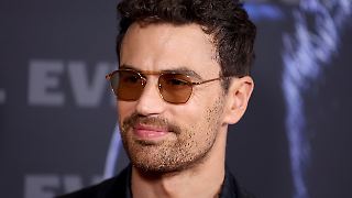 Theo James als Favorit für nächsten James Bond gehandelt