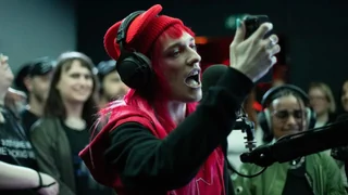 Homecoming mit Ansage: Nemo überrascht mit Rap-Auftritt