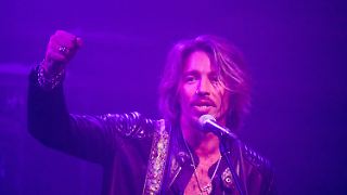 Gil Ofarim spielt Comeback-Konzert vor kleinem Publikum