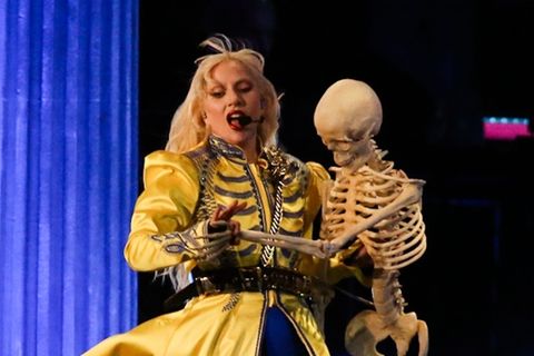 Lady Gaga begeistert Fans bei riesigem Gratis-Konzert