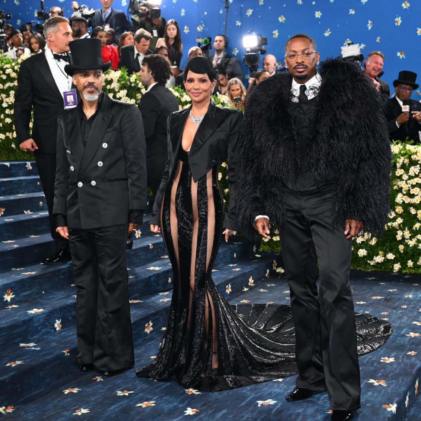 Halle Berry zeigt sich bei Met-Gala im riskanten Nackt-Look