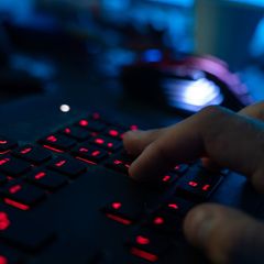 Viele Verbraucher fallen auf Fake-Shops im Internet herein