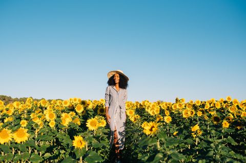 Rein ins Sommerkleid, raus in die Sonne! Das sind die Trends 2025