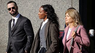 Combs soll Ex-Freundin mit Pfanne beworfen haben