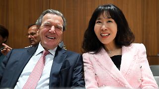 Gerhard Schr&ouml;der nach Burnout zur&uuml;ck in der &Ouml;ffentlichkeit