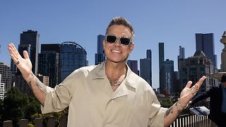 Robbie Williams unternimmt Zeitreise in die 90er