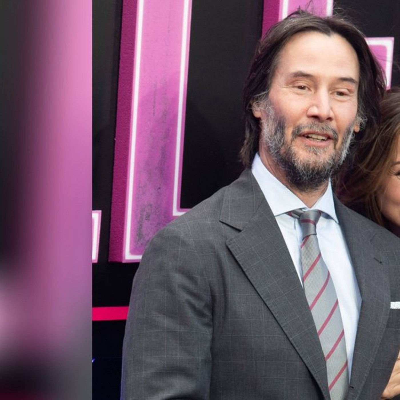 Ana de Armas strahlt neben Keanu Reeves