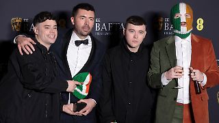 Rapper der Gruppe Kneecap angeklagt