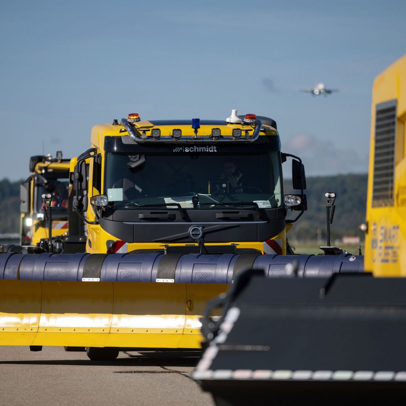 Machen selbstfahrende Schneepflüge den Flughafen sicherer?