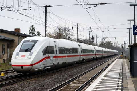 Bahn verjüngt Flotte – Fahrgastverband warnt vor Engpässen