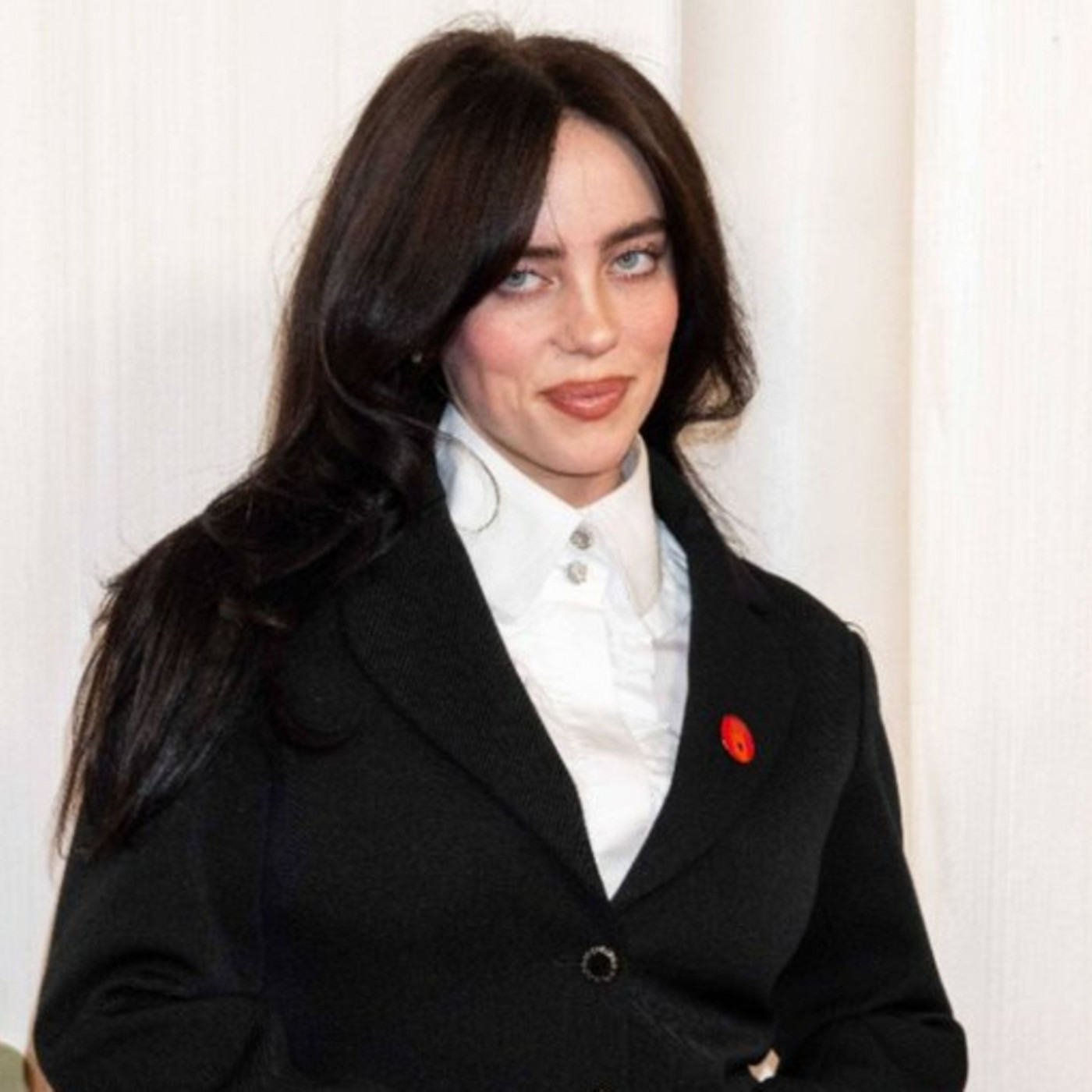 Billie Eilish knutscht mit Nickelodeon-Star Nat Wolff auf Balkon