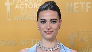 "Bridgerton"-Star überwältigt Handy-Dieb