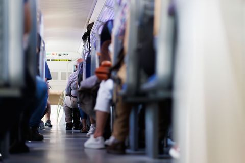 Abschaffung der Familienreservierung: Druck auf Bahn steigt