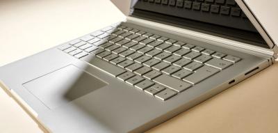 Kann ein Laptop unter 500 Euro liefern?