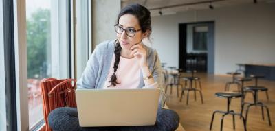 Laptop für Studenten: Darauf kommt es beim Kauf fürs Studium an