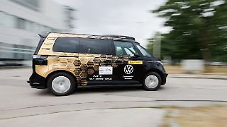 Fahrerloser Bulli soll bald durch deutsche Städte rollen