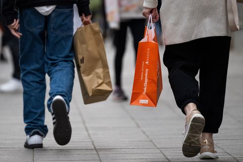 Verbraucher in Deutschland sind laut Studie "Modemuffel"