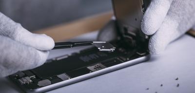 Updates, Akku, Display – Smartphones müssen jetzt länger halten