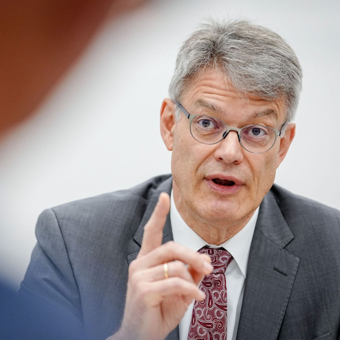 Verkehrsminister kündigt Bahn-Strategie bis Spätsommer an