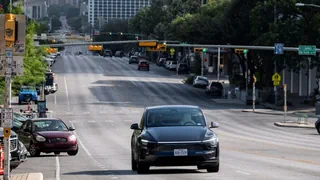 Tesla startet mit Robotaxis in den USA