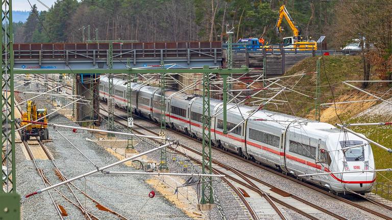 166 Milliarden Euro für Schienen und Brücken