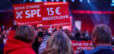 Mindestlohn soll in zwei Stufen auf 14,60 Euro steigen