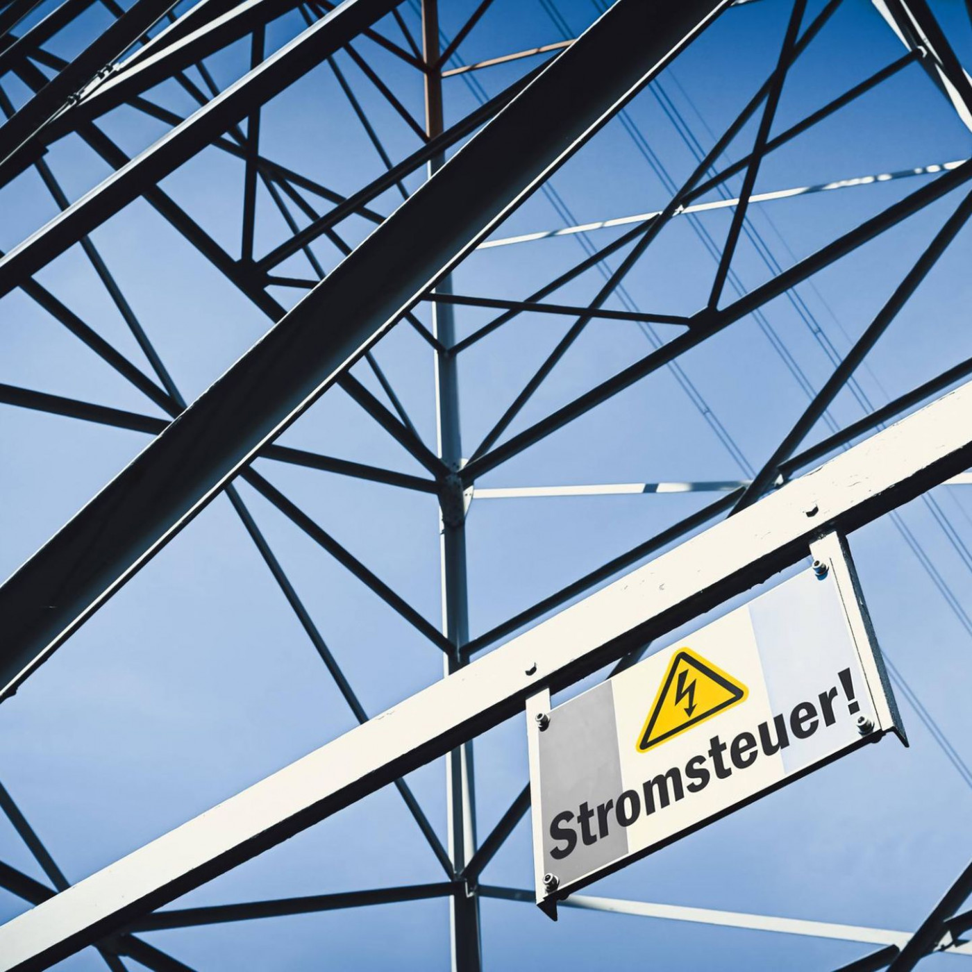 Merz trifft der Stromschlag