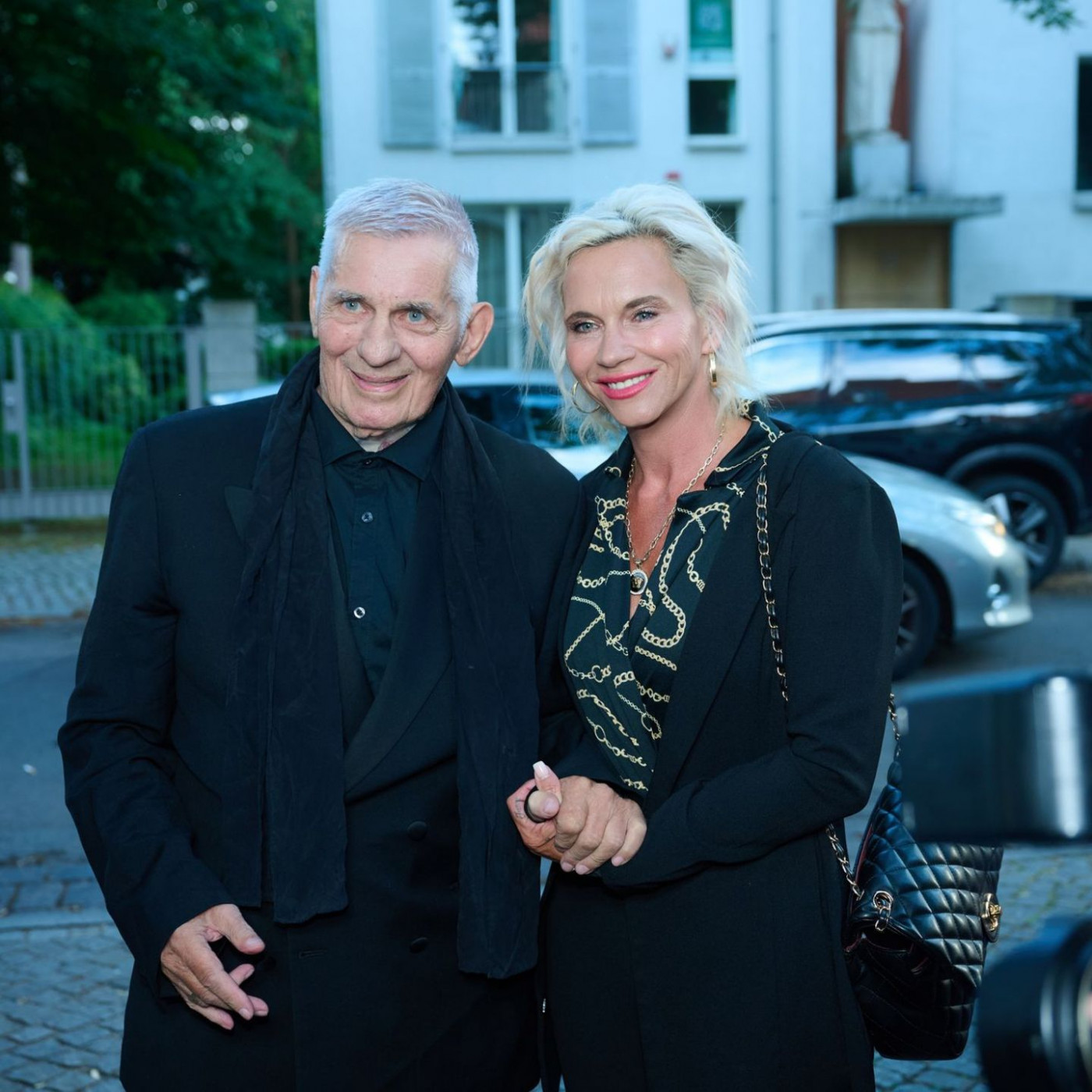 Heinz Hoenig zeigt sich nach Krankheit wieder öffentlich