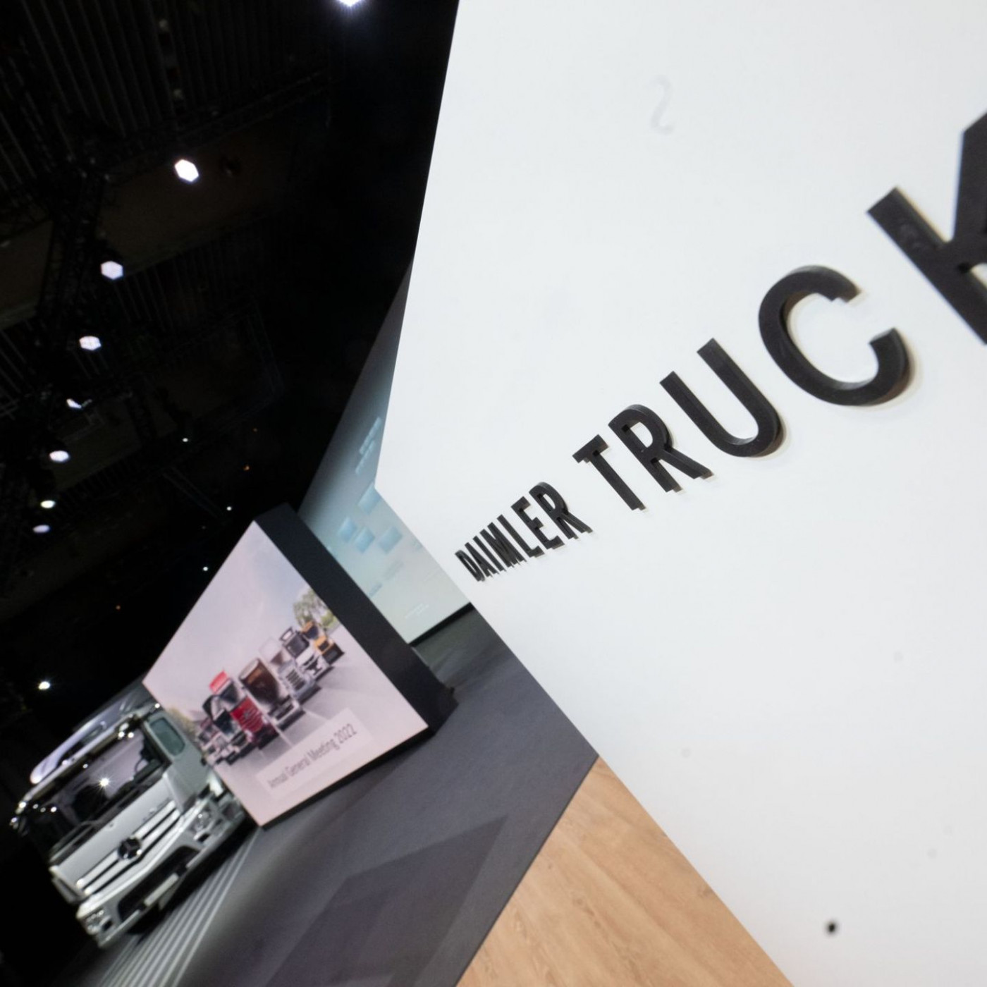 Daimler Truck streicht 5.000 Stellen - Kosten sollen runter