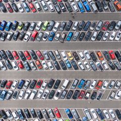 Kfz-Versicherer könnten 2025 in Gewinnzone zurückkehren