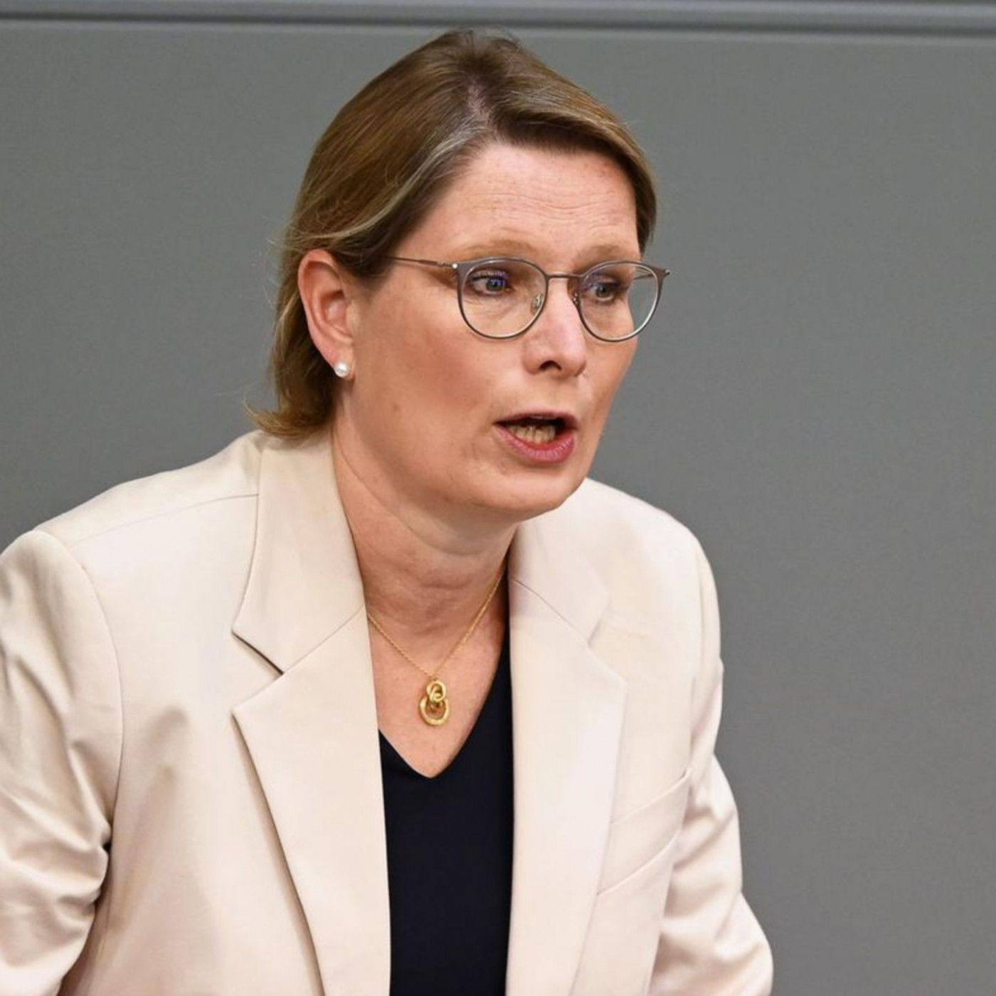Ministerin droht Vermietern mit Bußgeld