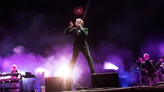 Pulp triumphieren mit schrulligem Charisma