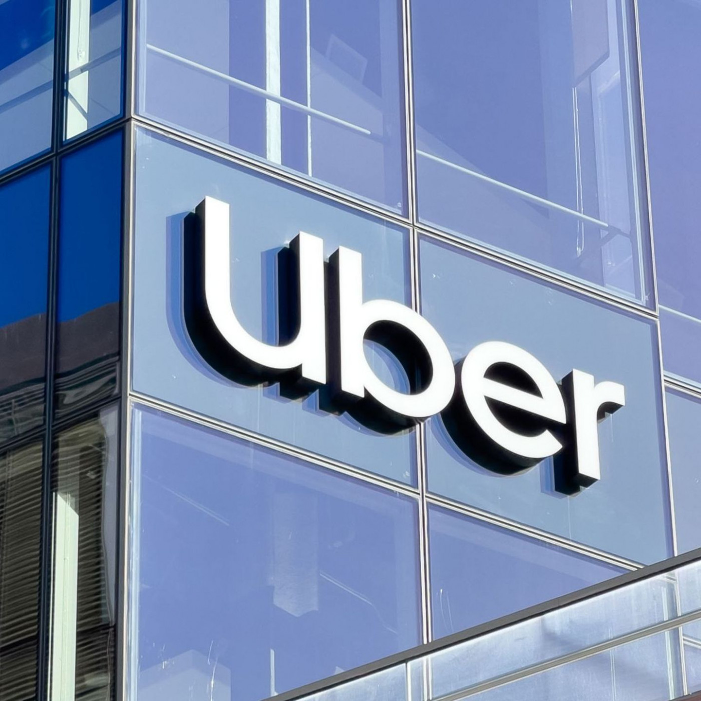 Konkurrenz für Fahrer: Uber plant 20.000 Robotaxis