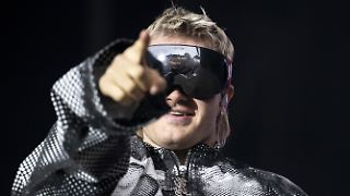 Ski Aggu verwirrt seine Fans