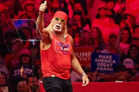 Erste Promis trauern um Wrestling-Legende