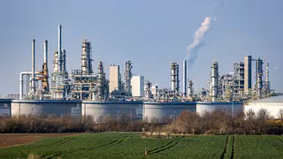 Krise in der Chemie-Industrie: Wie steht es um den Standort Ost?