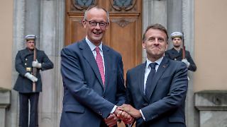 Frankreich spricht von "schwarzem Tag", Deutschland lobt Zolldeal