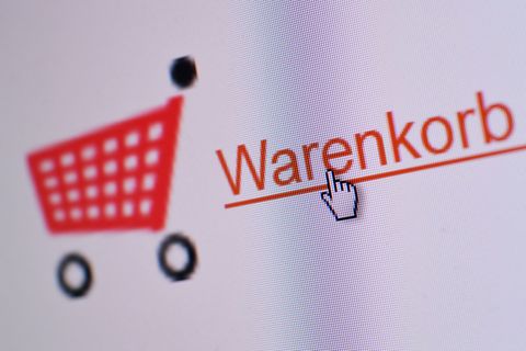 Jetzt kaufen, später zahlen: Verbraucherzentrale warnt