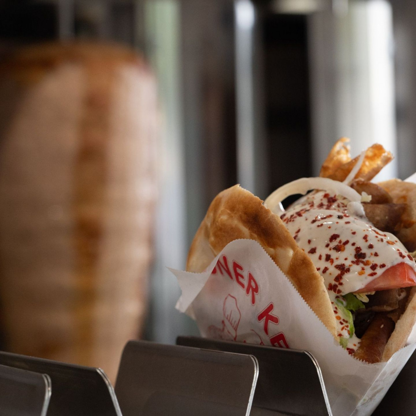 Döner-Streik in Großfabrik: Bleiben jetzt die Spieße stehen?