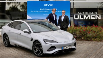 BYD mit neuem Partner: Autohaus Ulmen eröffnet zwei neue Stores